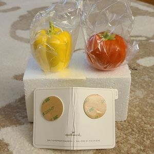 Salt & Pepper Shaker